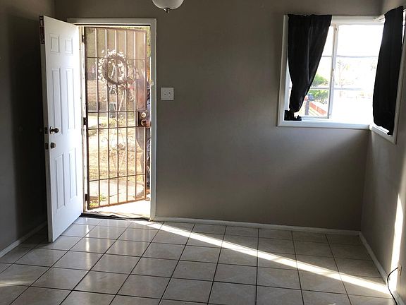 4th image of 1413 Saint Johns Dr APT 7