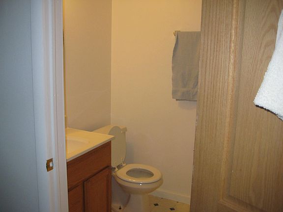 Another Apt-C view of bath in bedroom 2