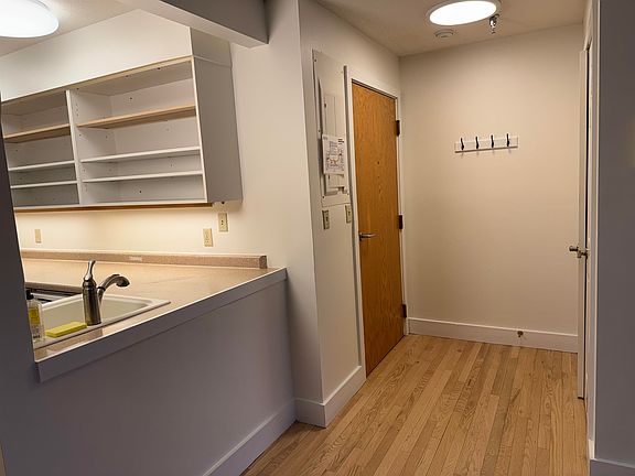 5th image of 53 Lyme Road #27