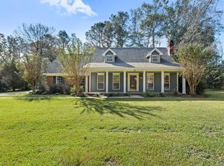35 Deerfield, Hattiesburg, MS 39402