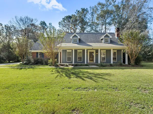 35 Deerfield, Hattiesburg, MS 39402