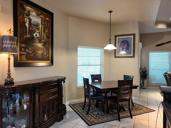 4th image of 107 Henderson Rd