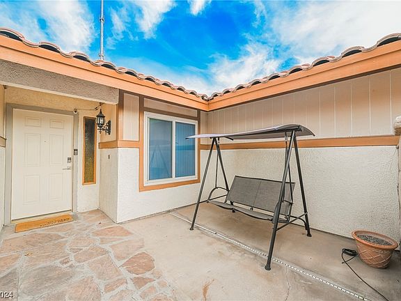 3rd image of 3609 Storrie Ct