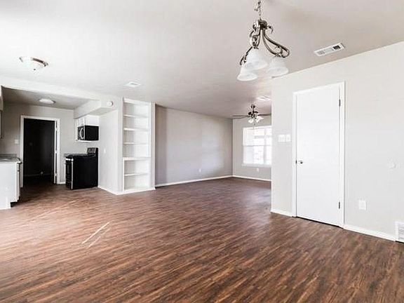 3rd image of 8817 Kate St