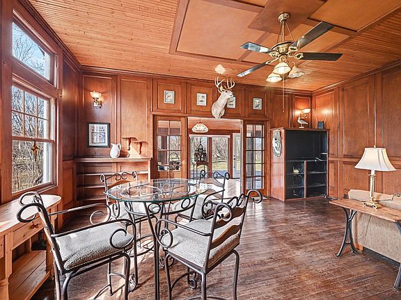 4th image of 518 Trout Brook Rd