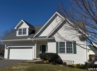 135 Logging Trail Rd UNIT 135, Danbury, CT 06811