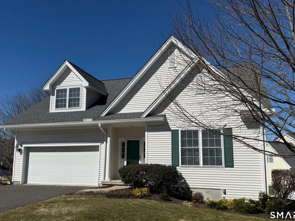 135 Logging Trail Road #135, Danbury, CT 06811