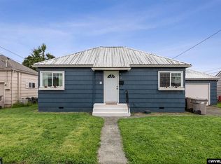 24 E Pine St, Lebanon, OR 97355