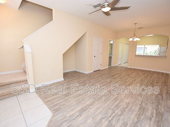 2nd image of 4116 Winding Vine Dr