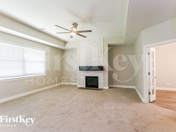 3rd image of 3017 Brookstone Pass Dr