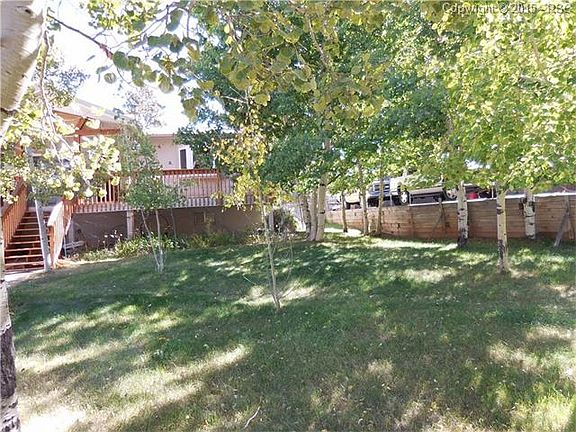 2nd image of 815 Northwoods Dr E