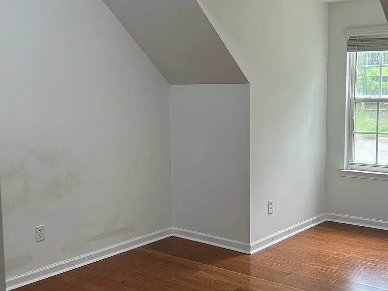 1266 Winding Path Rd — Photo 16
