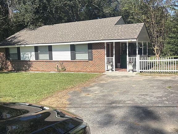 2nd image of 700 Azalea Cir
