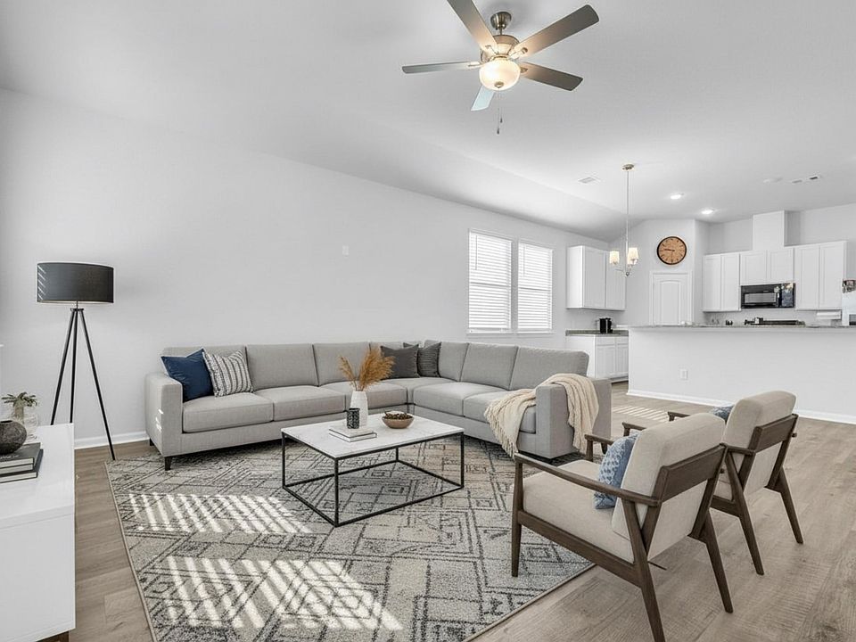 1st image of 740 Brown Rd