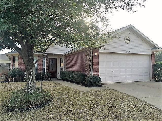1st image of 19831 Lindenwick Ct