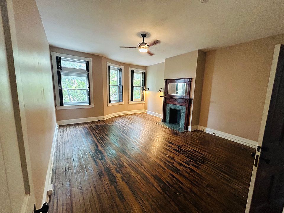 Bedroom #1