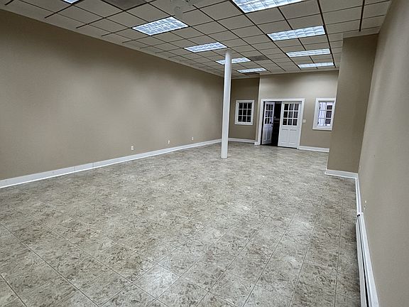4th image of 435 E Mill St #101