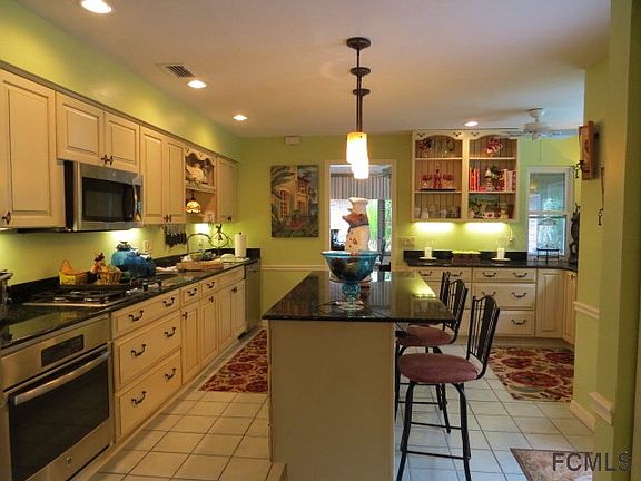 4th image of 76 Brushwood Ln