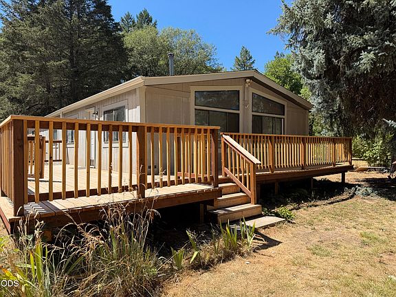2nd image of 5189 Riverbanks Rd
