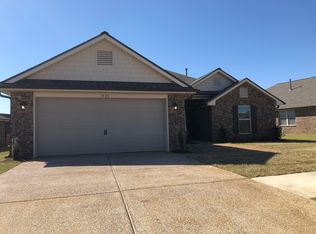 3501 Sabra Lane Dr, Southaven, MS 38672