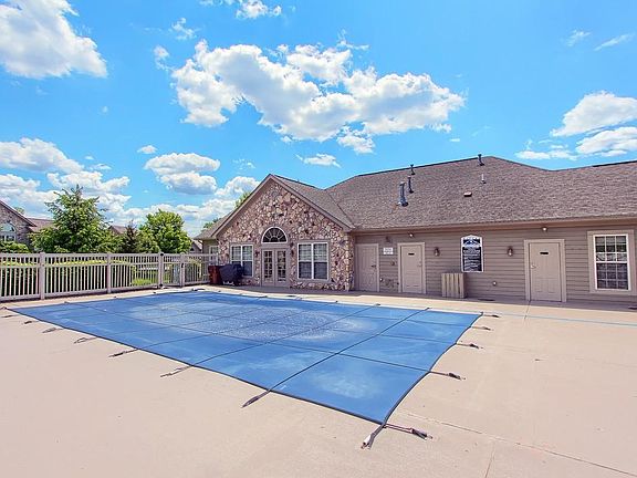 4th image of 136 Jamie Lynn Cir