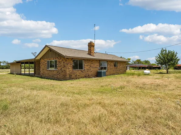 9765A State Park Rd, Lockhart, TX 78644