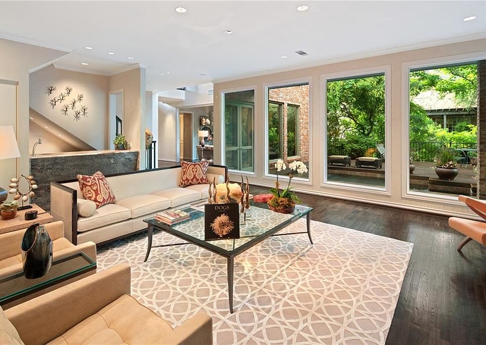 1st image of 11808 Forest Lakes Ln