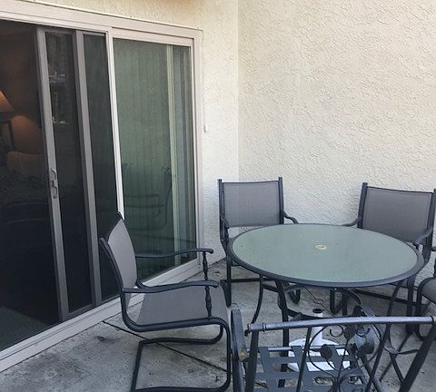 3rd image of 833 Lancaster Dr