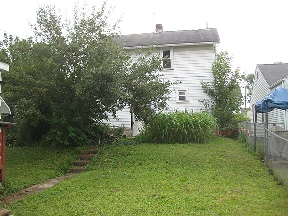 2nd image of 118 N Fulton Ave