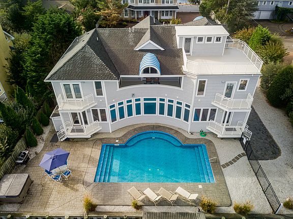 2nd image of 247 Oceana Dr