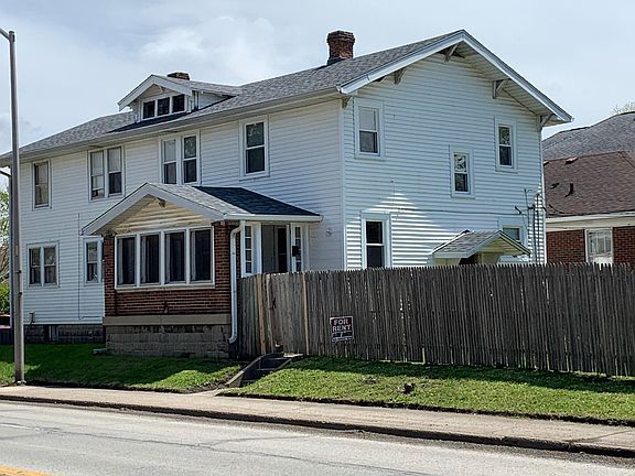 2nd image of 4925 E 10th St