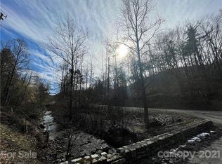 7092 Silver Creek Ln, Morganton, NC 28655