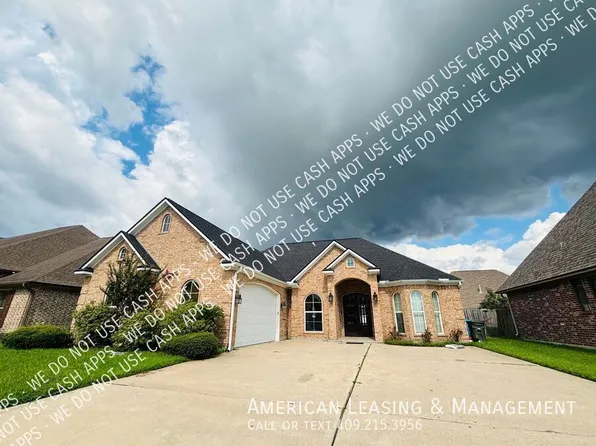 3520 Canyon Ln, Beaumont, TX 77713