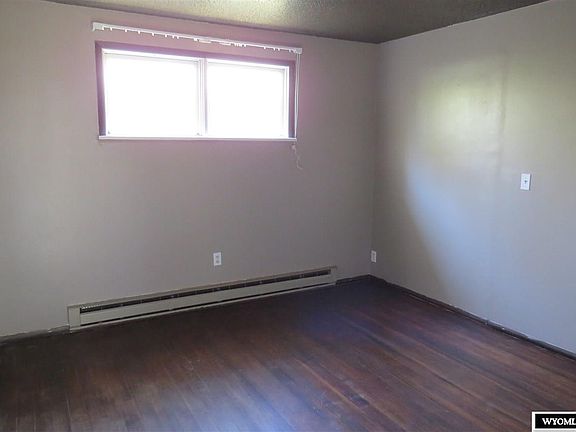 5th image of 241 E Bell Ave