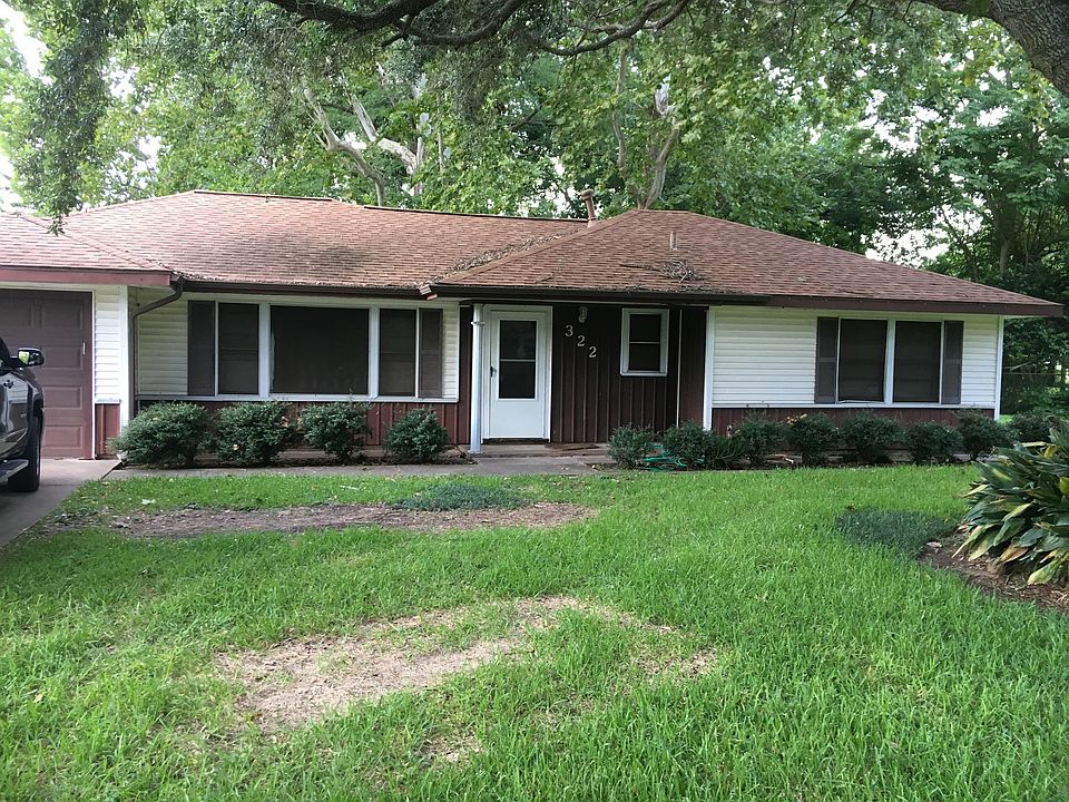1st image of 322 Southern Oaks Dr