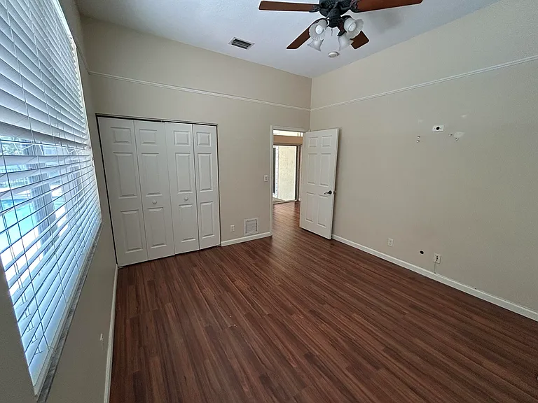 8192 NW 42nd St — Photo 26