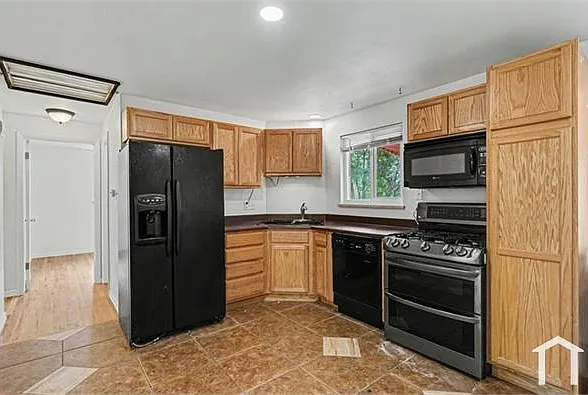 10260 W 12th Ave — Photo 10