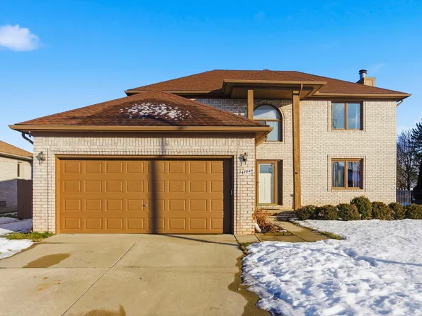 47044 Pamela Dr, Macomb, MI 48044