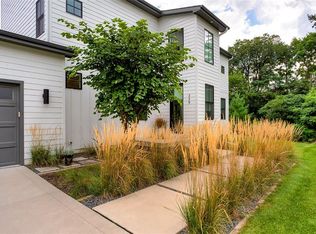 339 31st St, Des Moines, IA 50312