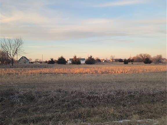 2nd image of 49 Wilderness Trl