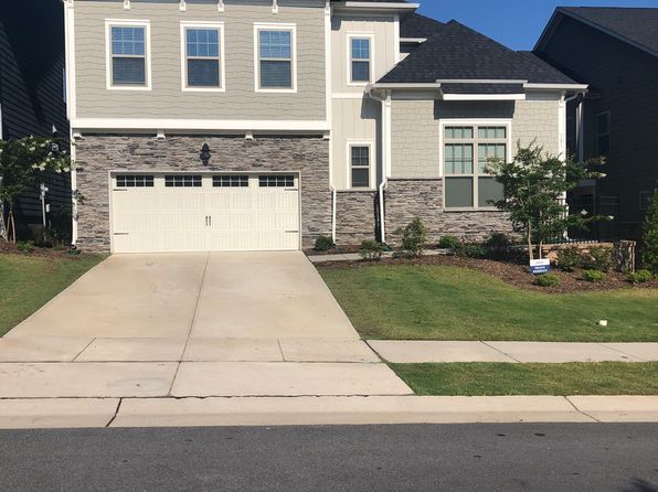121 White Hill Dr