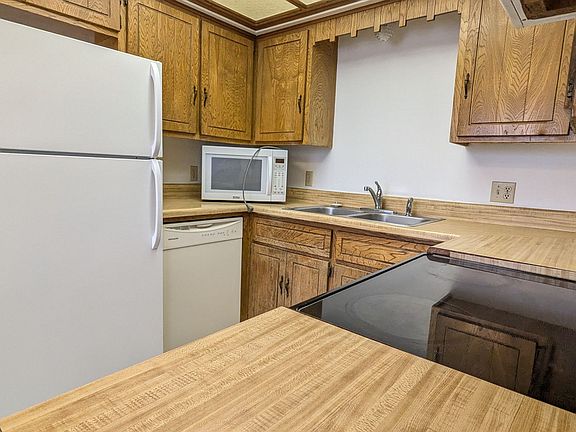 5th image of 2637 2nd Ave #4