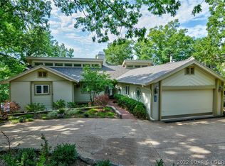 1431 Hawk Island Dr, Osage Beach, MO 65065