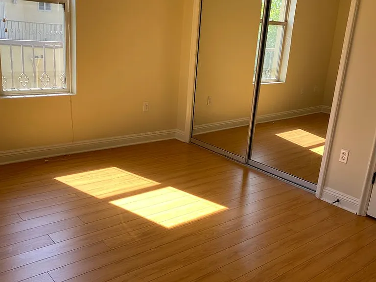 23130 Sherman Pl — Photo 26