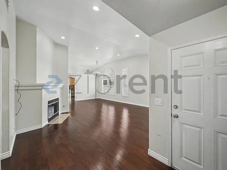 1477 Sappanwood Ave — Photo 8