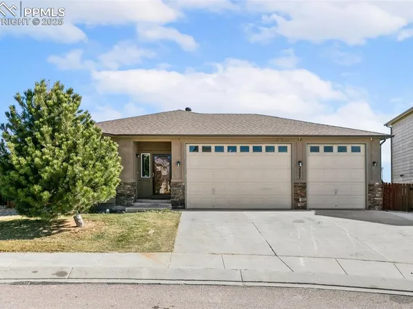2257 Blue Fescue Ct, Colorado Springs, CO 80915