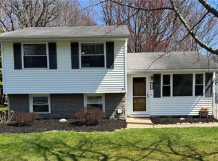 733 Highbridge Rd, Vermilion, OH 44089
