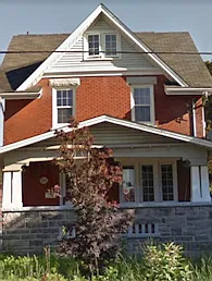 22 Wellington St N #2