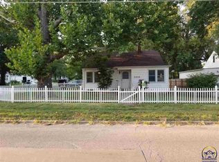 2626 SW 8th Ave, Topeka, KS 66606