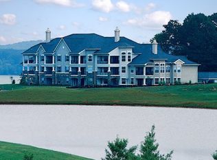 545 Rarity Bay Pkwy, Vonore, TN 37885